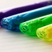読書に使う蛍光ペンの選び方とは？メリット・デメリットとおすすめ品