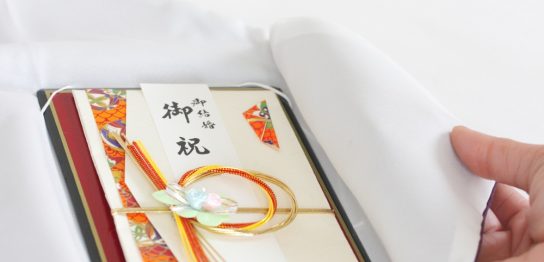 香典を包むふくさの選び方は？種類やマナー おすすめの商品を紹介