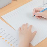小学生向けの鉛筆の選び方・正しい持ち方を解説 おすすめ品の紹介